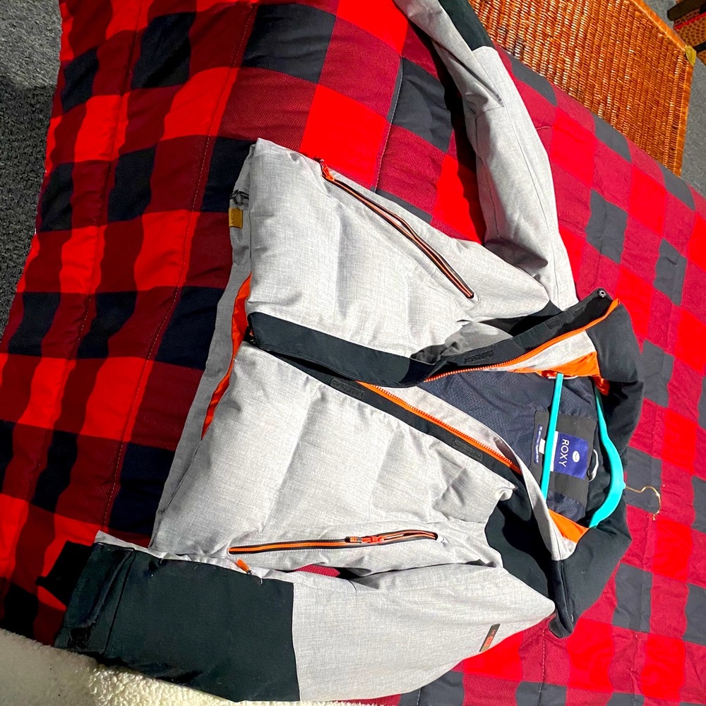 R oxy ski jacket worn once